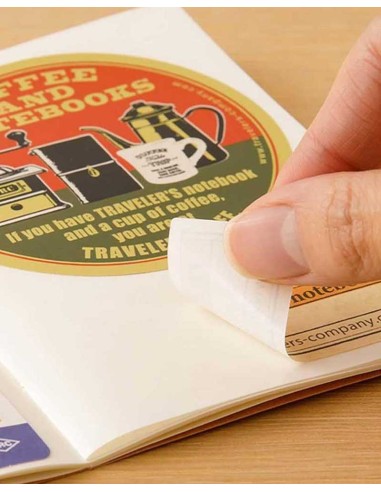 Libreta Para Pegatinas TN Passport 017 | Traveler's Company