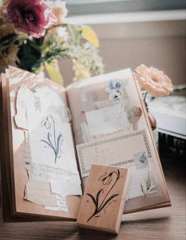 Wood Stamp Botanic Snowdrops | Meow Illustration