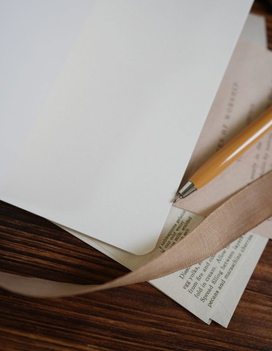Apricot Brown Acorn Tree Thread-Bound Notebook | wwiinngg