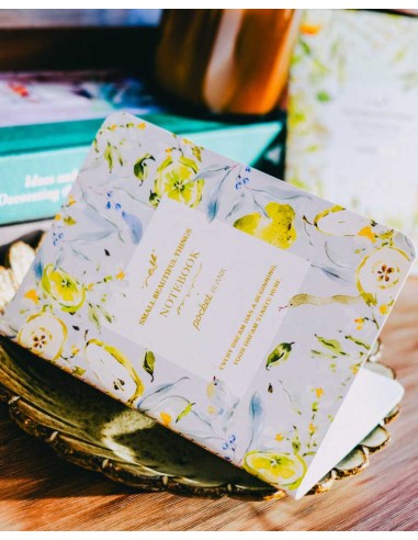 Libreta Passport Peary Lemon (con Gold Foil) | Meow Illustration